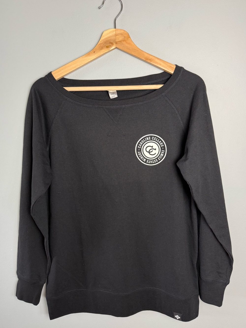 Black Women's Crewneck Winery Sweatshirt